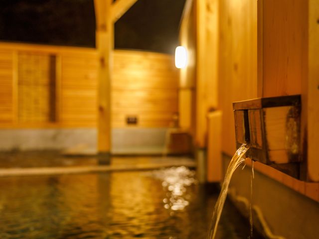露天風呂付き温泉大浴場(宝仙の湯)_田沢湖水沢温泉郷セルリアンリゾートAONI