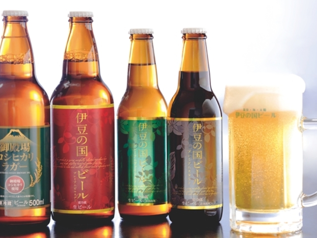 お風呂の後はレストランで当社ブランドの地ビールはいかが?
地元の名産・ニジマスや富士宮焼きそばもあります!_富嶽温泉 花の湯