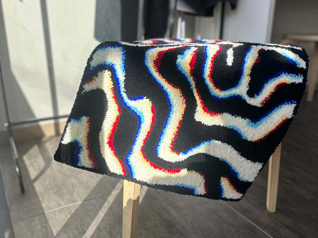 新潟市でタフティングでオリジナルラグマットを制作!
ぜひ体験しにきてください。_artworkstudio sew in