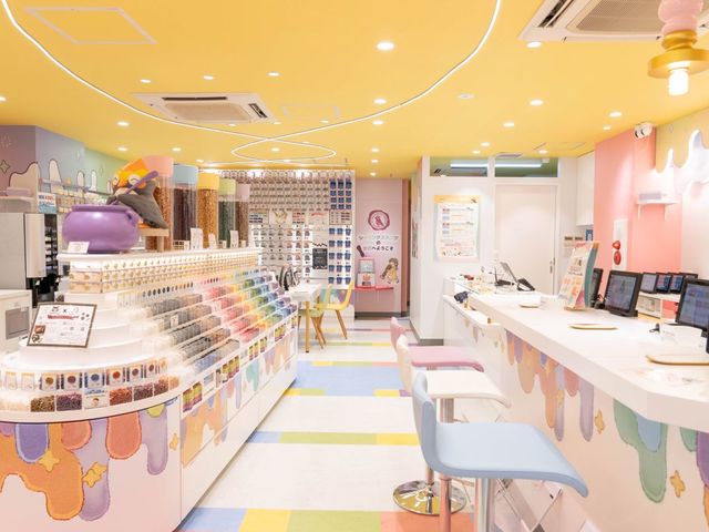 明るくてかわいい店内!_シーリングスタンプ Craft Shop WOODPEPE