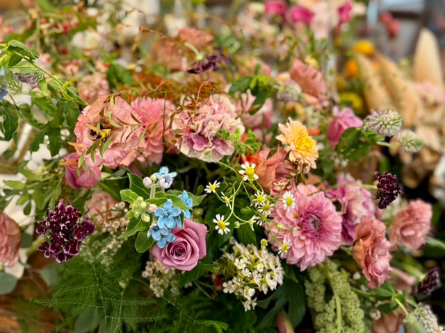 お花屋さんでお花に囲まれてのフラワーレッスン♪_花屋スヴニール
