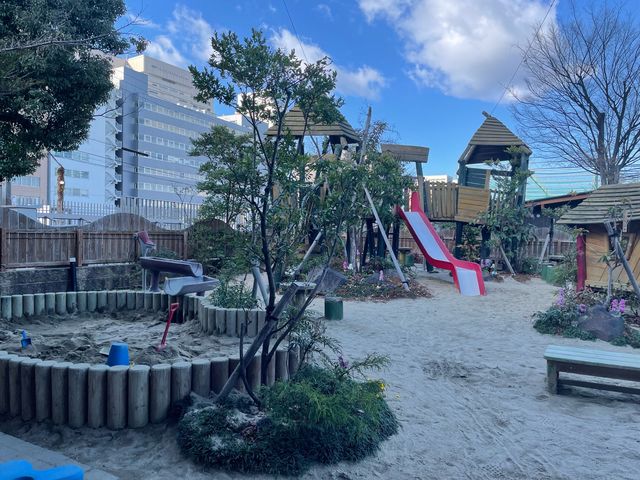 屋外エリア_ボーネルンド プレイヴィル 天王寺公園