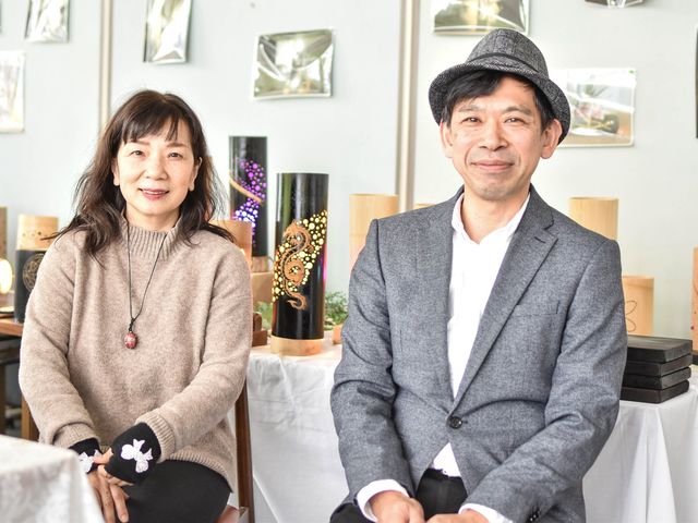 竹細工職人歴16年のベテランがご指導いたします。英語が話せるスタッフがいますので、日本語が話せなくても楽しく体験していただけます。_奈良 竹灯籠工房