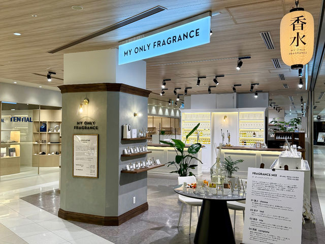 MY ONLY FRAGRANCE 梅田の写真1