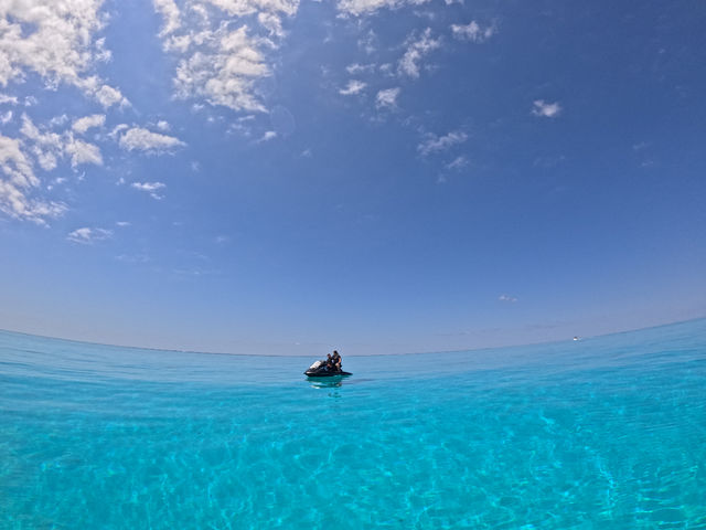 宮古島の海!!
エメラルドグリーンを堪能してください!_MARINE.K
