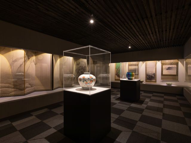 展示室の様子:近現代を中心に西洋、日本問わず様々な作品を展示しています。_熱海山口美術館