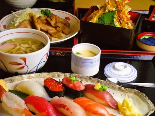 すしめん処大京 浜野店の写真1