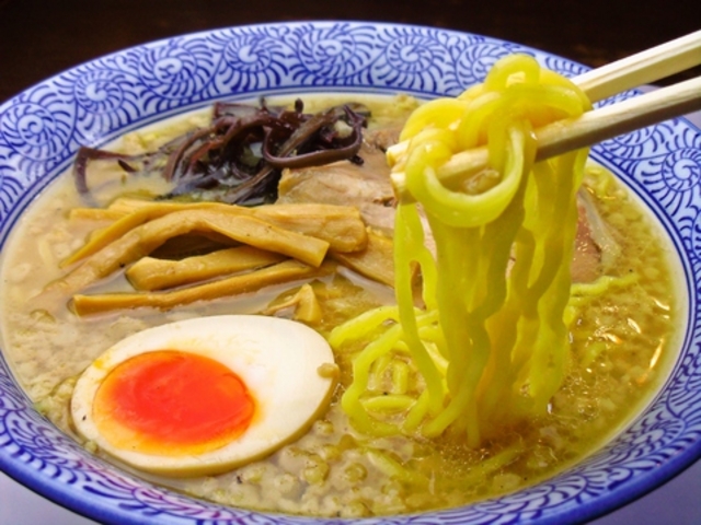 めん丸 仁戸名店の写真1