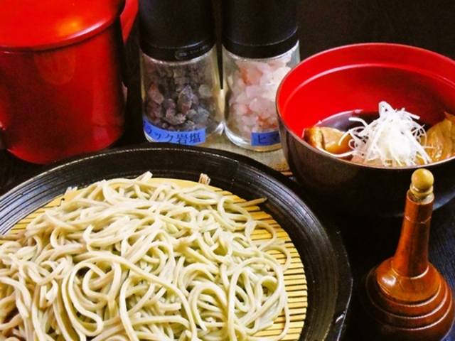 石臼挽き手打ち十割そば 温川の写真1