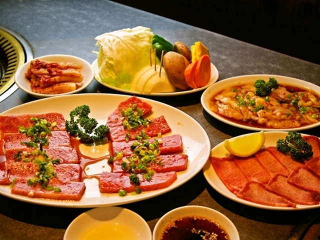 焼肉ハウス 亀の写真1