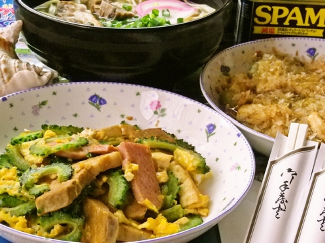 沖縄料理 なかゆくいの写真1
