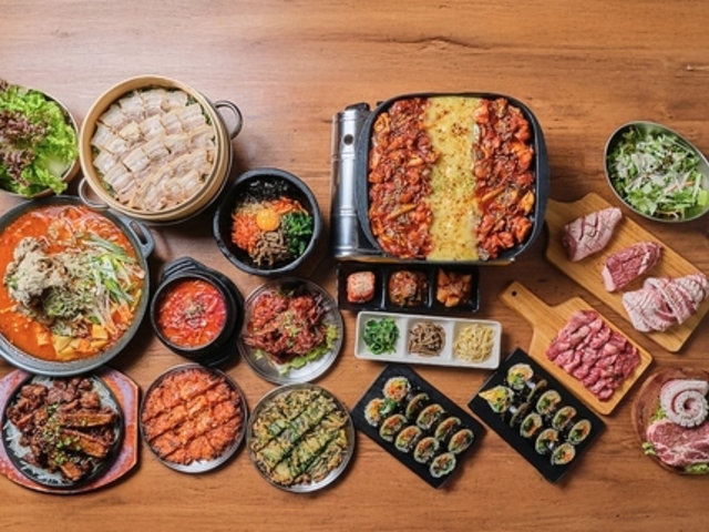 韓国料理 味韓 みかん 若松河田の写真1