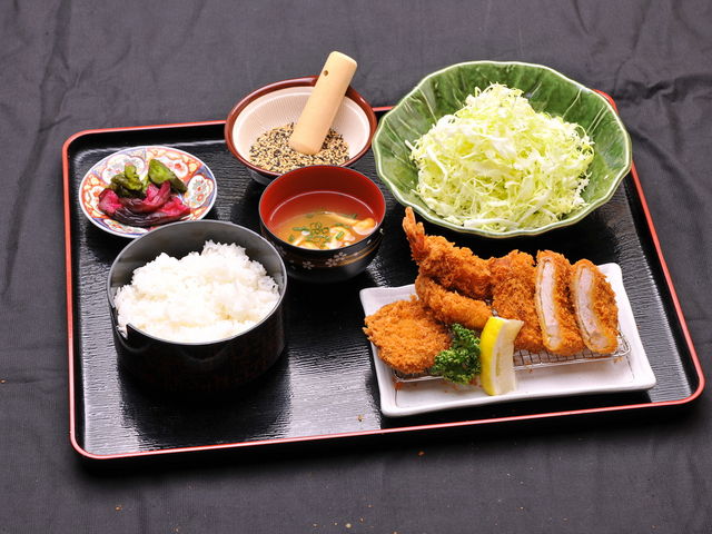 中国料理 大和殿&とんかつ専門 とん殿