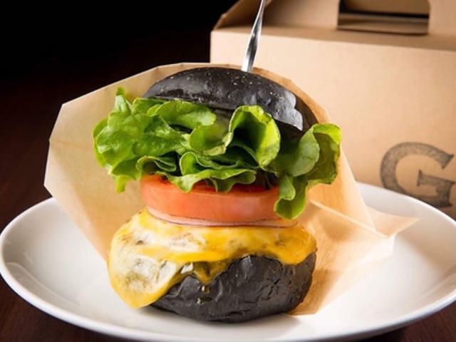 BURGER DINING GOTHAM DINER. ゴッサムダイナーの写真1