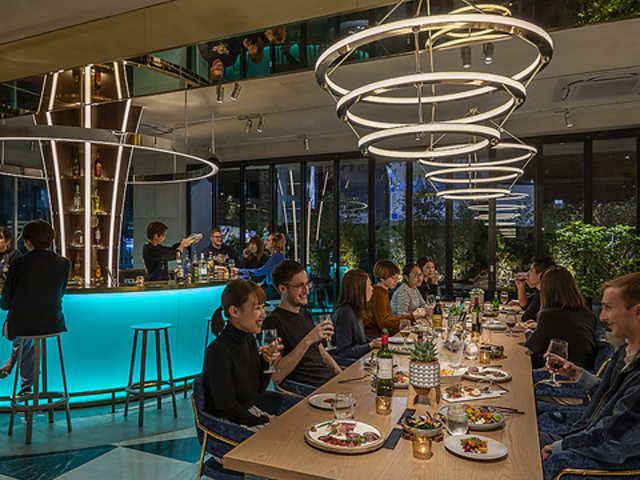 スラッシュカフェアンドバー slash cafe & bar 川崎の写真1