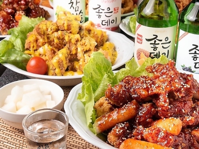 カラオケ歌居屋 川西店の写真1