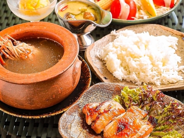 本格タイ料理 まな〜む ぴぃすぅあの写真1