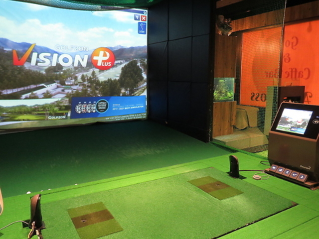 Golf&caffe bar Albatrossの写真1