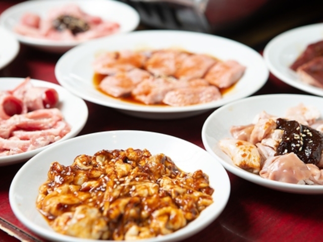 とんちゃんや さかえの写真1