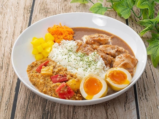 カラスマカリーの写真1