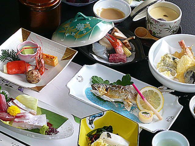 料理旅館 臨江館の写真1