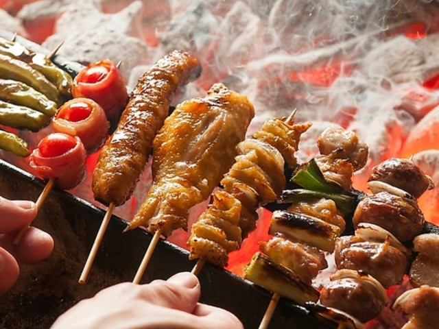 博多一番どり 新居浜店の写真1