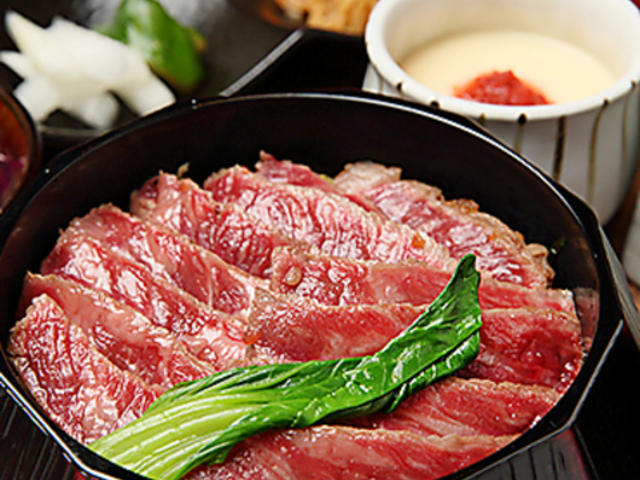 和牛焼肉 はな縁の写真1