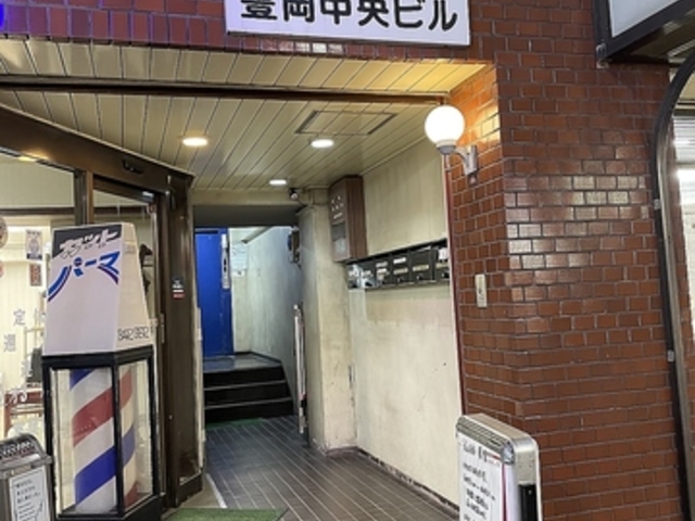 貸切パーティー&宴会 カラオケ アゲイン 鶴見店の写真1