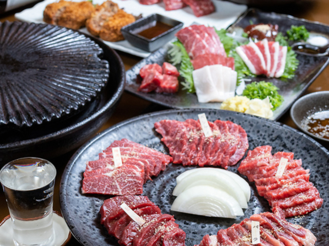 けとばし屋 チャンピオン 三宮店の写真1