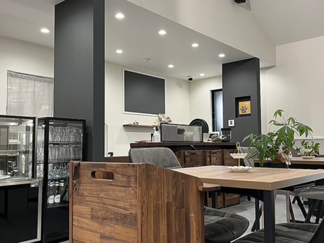 cafe heaven with dogの写真1