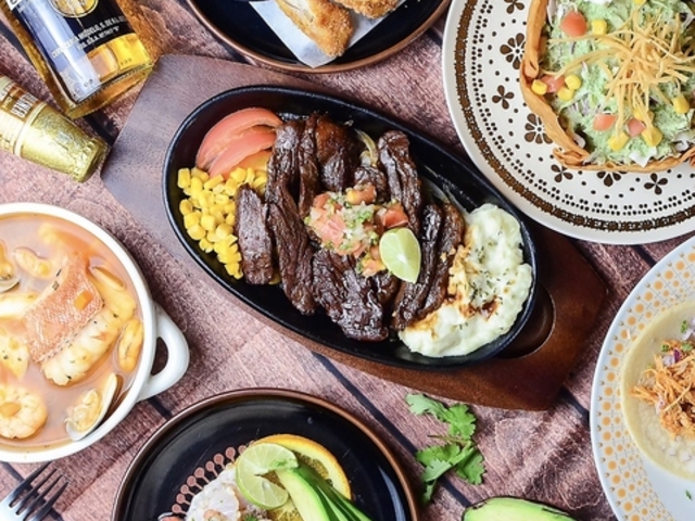 mucho メキシカンダイニング焼津店の写真1