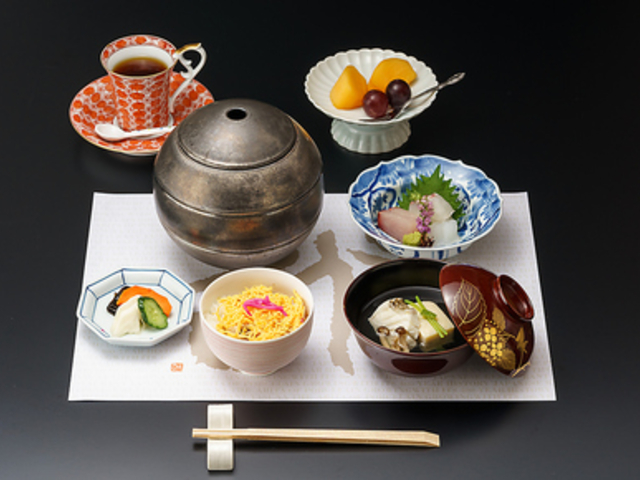 日本料理 保名の写真1