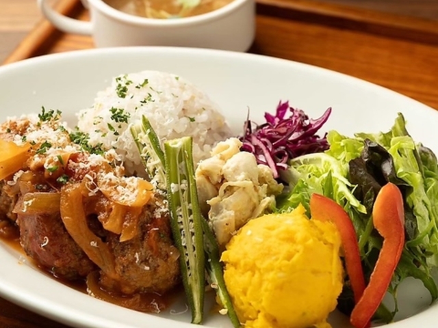 SWELL CAFE スウェル カフェの写真1