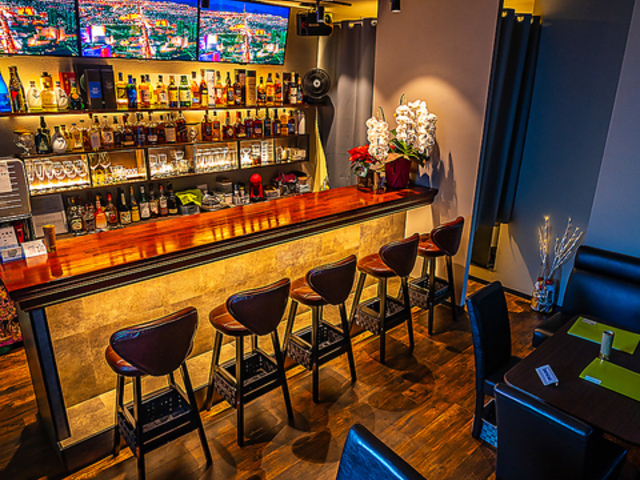 Cafe & Bar 4 SEASONS フォーシーズンズの写真1