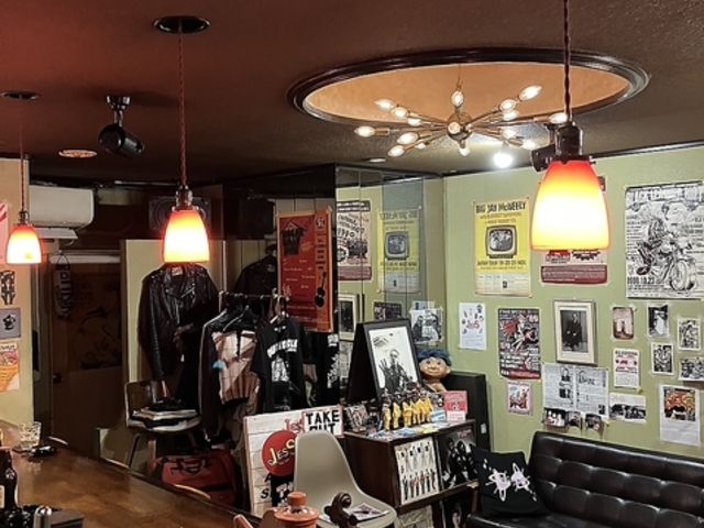 Sh Boon シュブーンの写真1