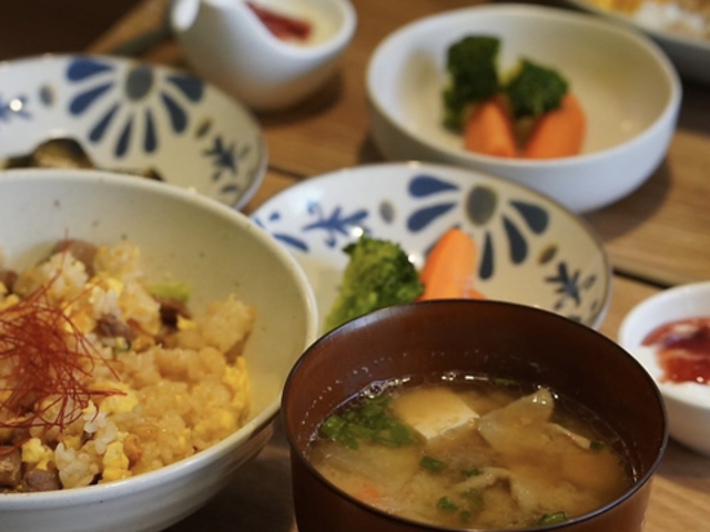 豚汁とCafeの写真1