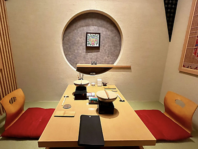 HAKATANIOBORETAI ハカタニオボレタイ 池袋店の写真1