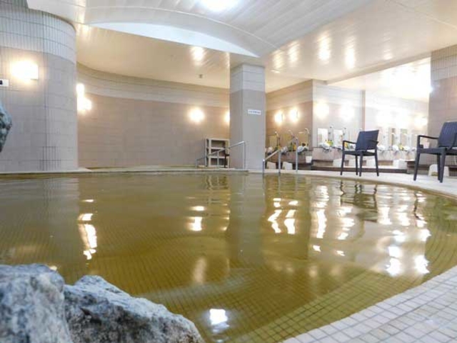 *大浴場/湯冷めしにくく、体がずっとポカポカに。乾燥肌やアトピーにお悩みの方にも喜ばれております。_くりやま温泉ホテルパラダイスヒルズ