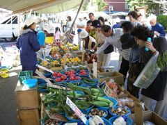 上越の朝市 三・八の市の写真1