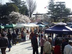 富山縣護國神社 富山のみの市の写真1