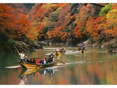 保津渓谷の紅葉の写真1