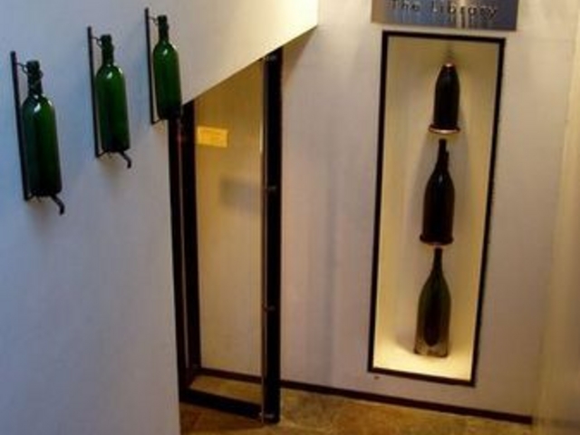 ワインショップ・エノテカ 広尾本店