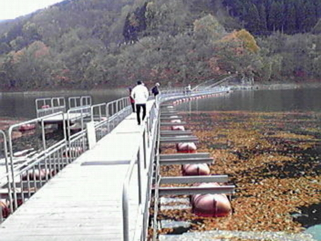 奥多摩湖
