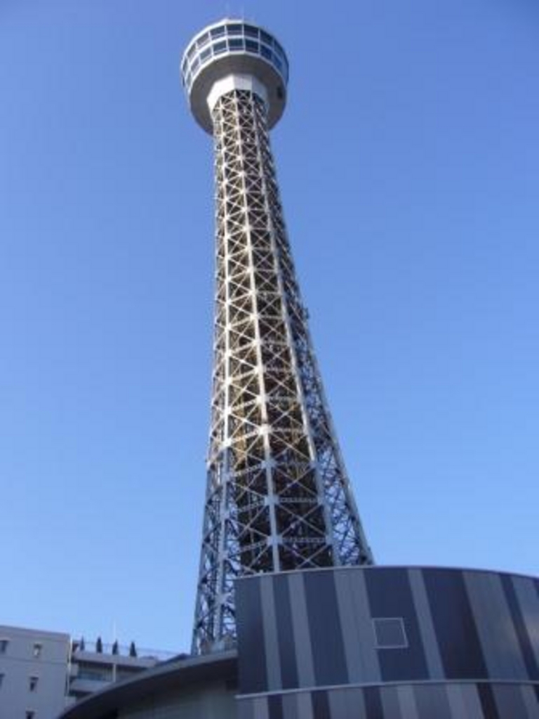 横浜ランドマークタワー