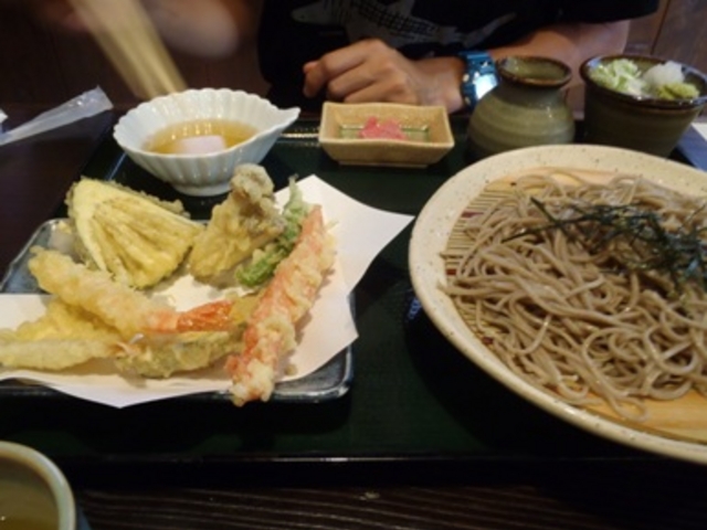 天ぷらは、内容(野菜、魚等)のバランスがいい。_岩村城下町