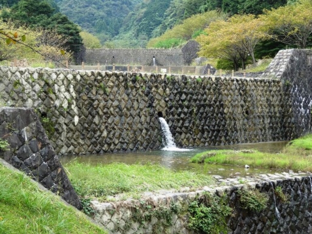 羽根谷だんだん公園