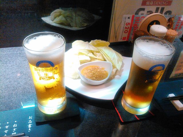 ご当地ビールとアンチョビキャベツ_焼鳥DINING ガロ Gallo 長岡