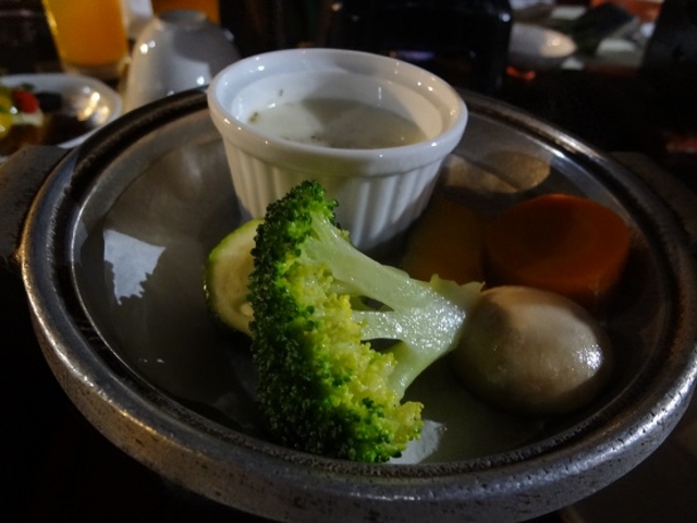 温野菜のチーズフォンデュ_櫟平ホテル