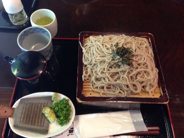 ざるそば。わさびも本格的。_三瀬そば