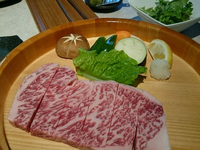 ロースステーキ定食_前沢牛肉料理味心